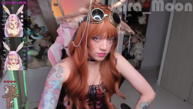 Sara_Skys Is Looking Like A Foxy Steampunk Character