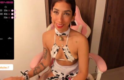 Candylau7 Shows Off Her Cow-Girl Style