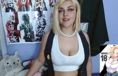 Cristin_blue's Sexy Android 18 Cosplay