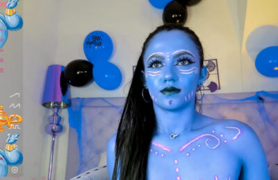 Emely_rose_16 Is Ready To Grant Some Wishes As The Genie