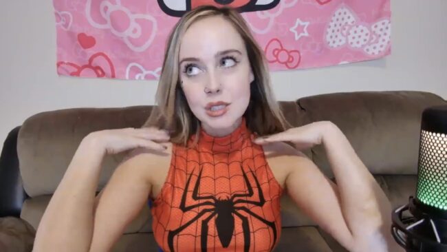 Lunalovelyy Does Whatever A Spider Can
