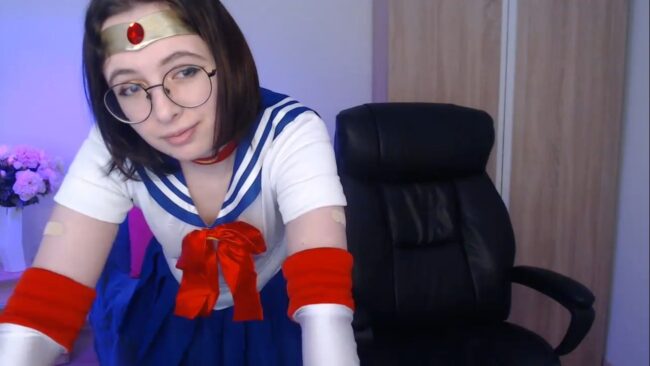 Mini_Diva Joins The Sailor Guardians In Style