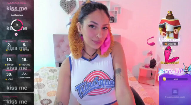 Violettmoon's Cute Lola Bunny Cosplay