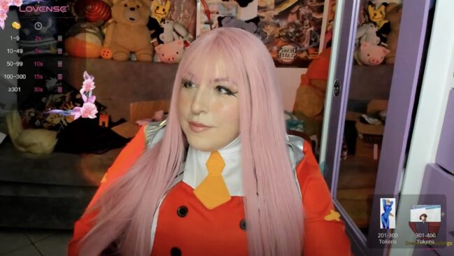 Canndy_hott Looks Darling As Zero Two