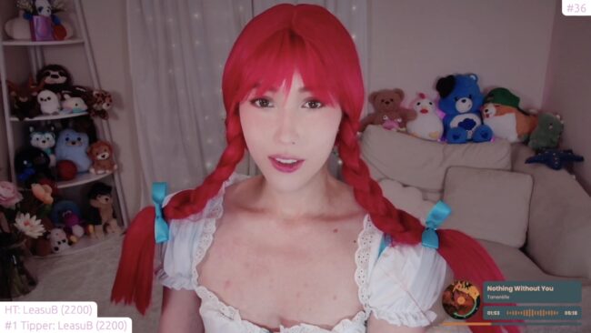 Lea_amano Turns Into Wendy