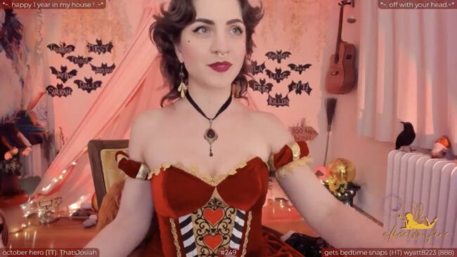 A Queen Of Hearts By The Name Of Aliceisonfire