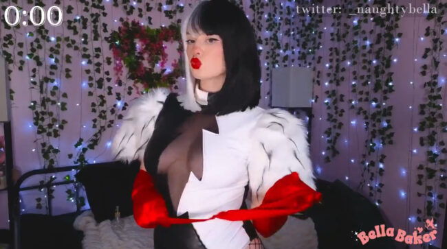 Naughtybella_ Serves High Fashion As Cruella De Vil