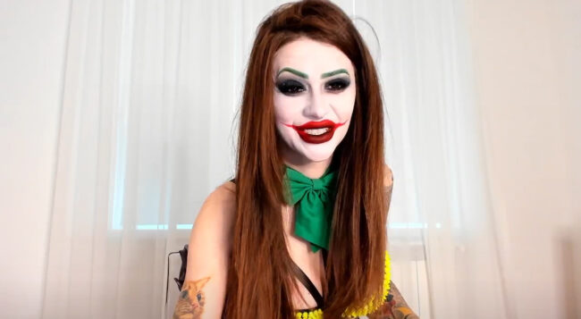 Bri_Diamond Takes Over Gotham City As The Joker