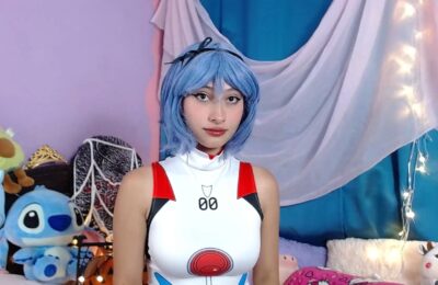 Bonnie_dolly Shows Off Her Rei Ayanami Plugsuit