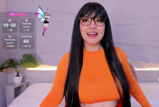 Pamelajons_ Joins Mystery Inc. As Velma