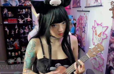 Sara_Skys Plays A Beautiful Melody As Kuromi