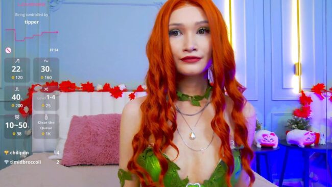 Carolreeves Stuns As Poison Ivy