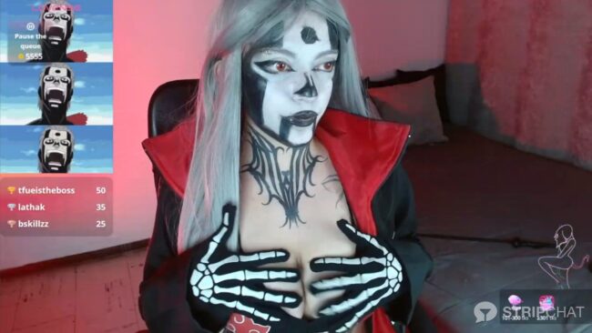 LilithMadness Shows Off Her Skeletal Hidan Look