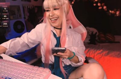 The_Kitty_Roxy Shows Off Her Cosplay Style As Marin Kitagawa