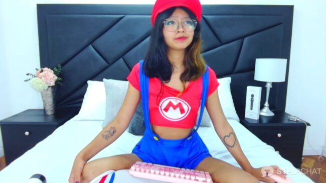 Down The Green Pipe With Yommi_Winx