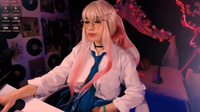 The_Kitty_Roxy Enters The World Of My Dress Up Darling