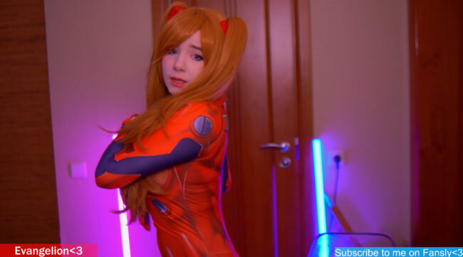 Xlanabunny Shows Off Her Colorful Plugsuit As Asuka