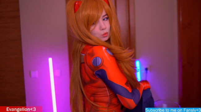 Xlanabunny Shows Off Her Colorful Plugsuit As Asuka