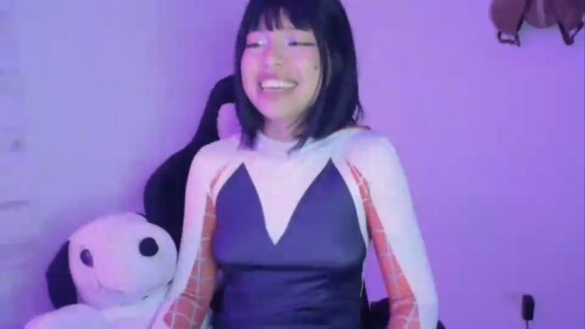 Cherrywitchy Does Whatever Spider-Gwen Can