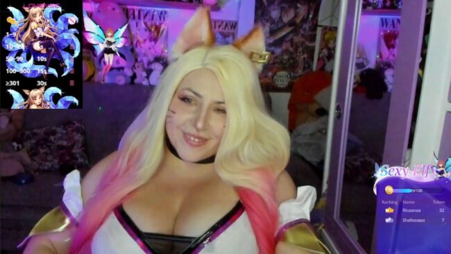 Canndy_New's Legendary Ahri Cosplay