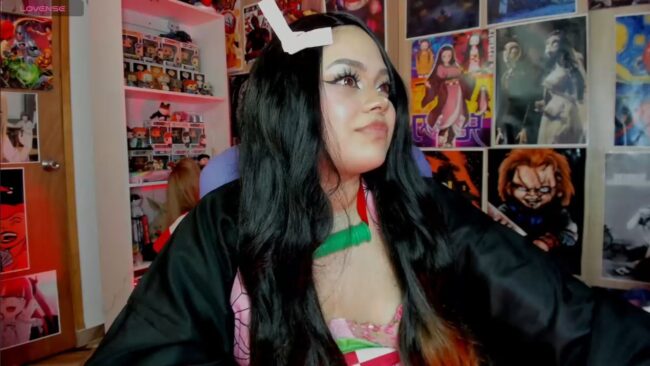 Naracosplay_ Lets Out Her Inner Demon As Nezuko