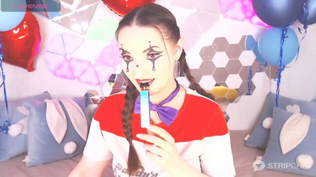 LexiKiss Is A Fantabulous Harley Quinn