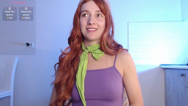 Evahailey_ Transforms Into Daphne
