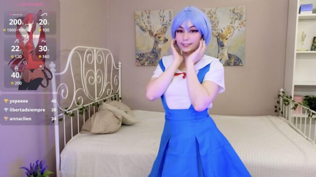 Caroline_leep Puts On Her Asuka Uniform