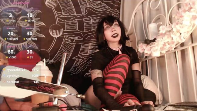 _Babby_doll Transforms Into Mavis