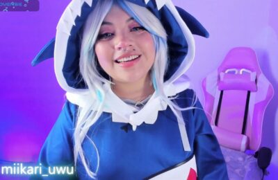 Ahri_elderwood's Cute And Colorful Gawr Gura Cosplay
