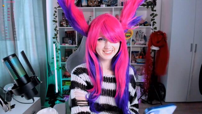 Ohclementinee's Cute Star Guardian Xayah Cosplay