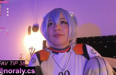 Hey_noraly Shows Off Her Stylish Rei Ayanami Cosplay