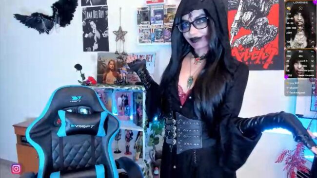 Sakaexxx Becomes Cassandra Dimitrescu For Her Resident Evil Adventure