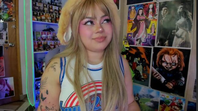Naracosplay_  Hops Into A Cute Lola Bunny Cosplay