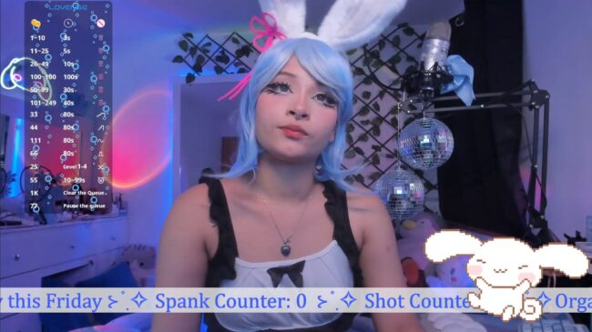 _Heavenly_Blue_ Hops Into Her Bunny Maid Cosplay