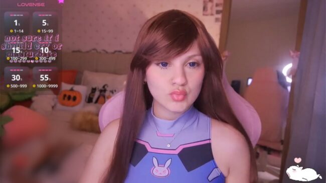 Angelytaxx's Cute And Colorful Overwatch Show