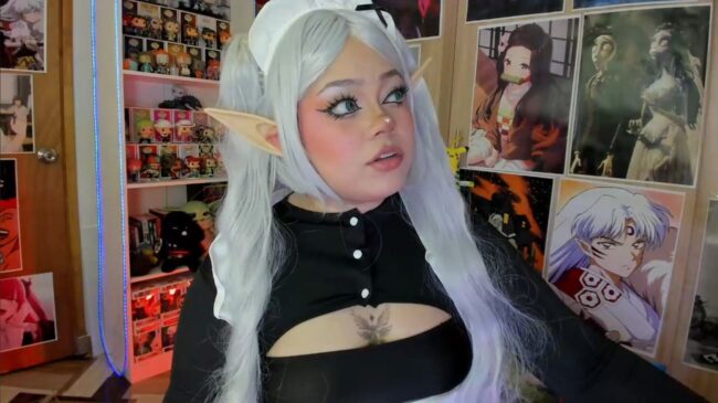 Naracosplay_'s Cute Frieren Maid Cosplay Show