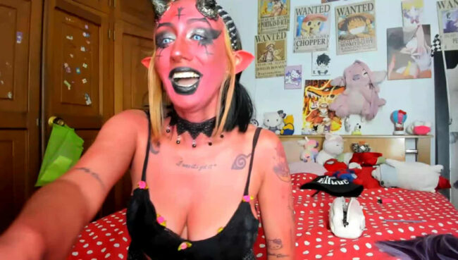 Lunacristal_moon Shows Off Her Devilish Side