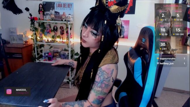 Makii_33 Is A Stunning Egyptian Goddess