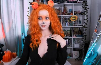 No Tricks, Only Treats With Ohclementinee's Cosplay Show