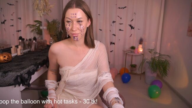 Annettelane Is All Wrapped Up As A Mummy