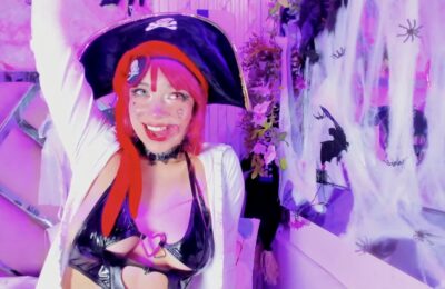 Plunderin’ For Booty With Akane_hikari_