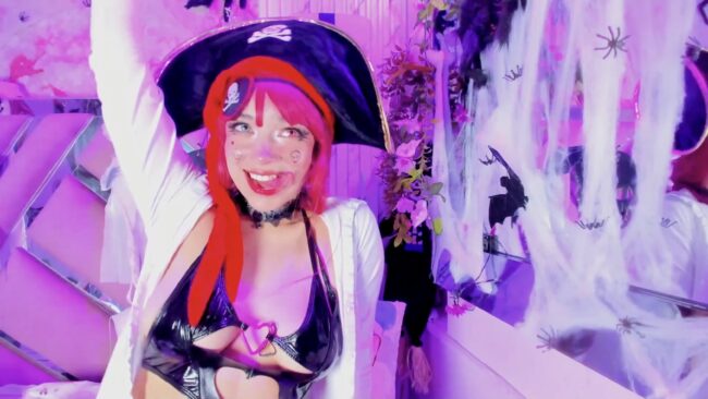 Plunderin’ For Booty With Akane_hikari_