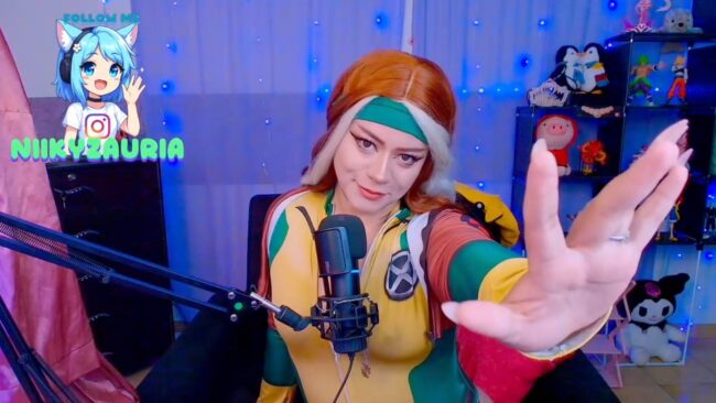 _Niiky Reaches Out To Show Off Her Full Powers As Rogue