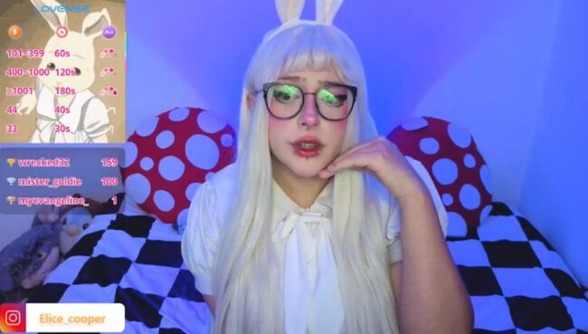 Elicecooper Hops Into A Cute Haru Cosplay