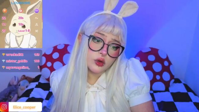 Elicecooper Hops Into A Cute Haru Cosplay