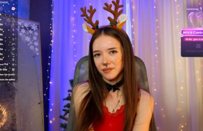 Tinyanie The Pierced Nose Reindeer