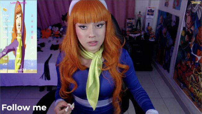 Lyli3_4 Is A Dashing Daphne