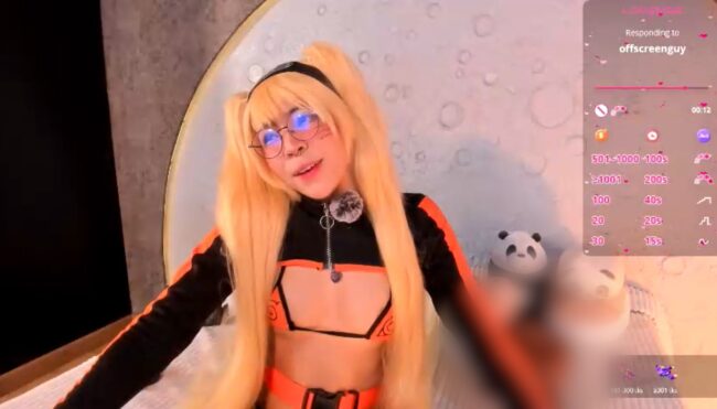 Emma_nakamura Shows Off Her Cute Naruto Style