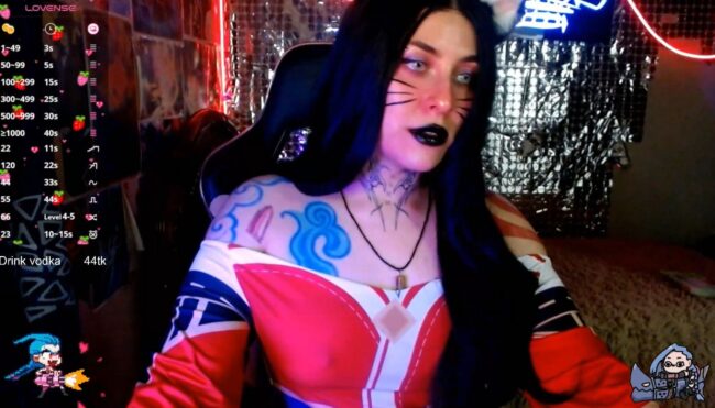 Jinx_25's Cute And Colorful Ahri Cosplay